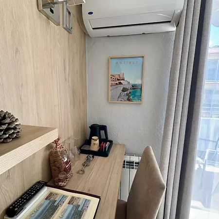 米拉玛酒店 - 昂提布海角